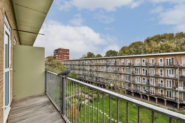 Medium property photo - Willem de Zwijgerlaan 126-3, 1056 JV Amsterdam